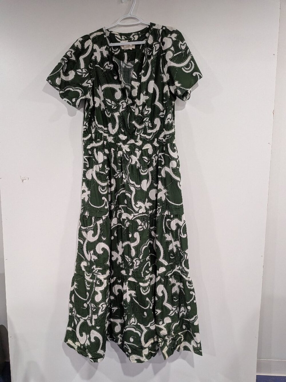 Anthropologie Printed Short Sleeve Tiered Dress Olive Green White Size XL